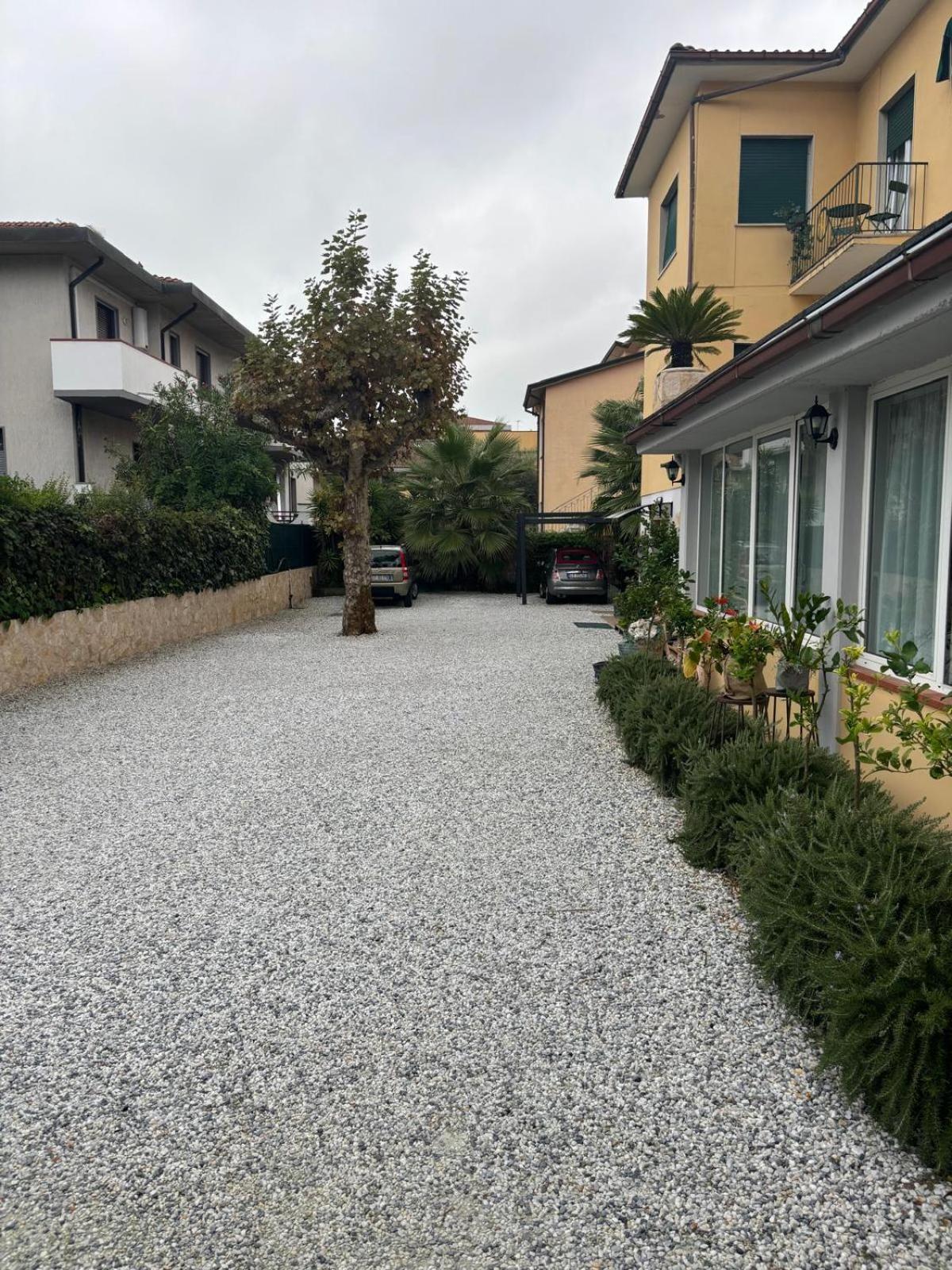 Casa Versilia Hotel Marina di Massa Extérieur photo