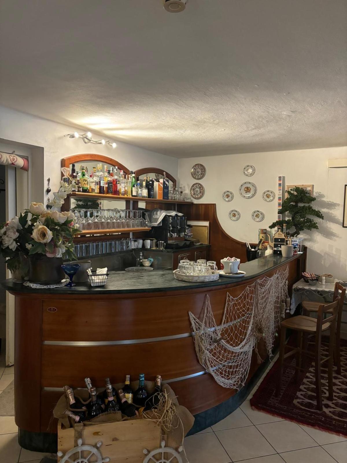 Casa Versilia Hotel Marina di Massa Extérieur photo
